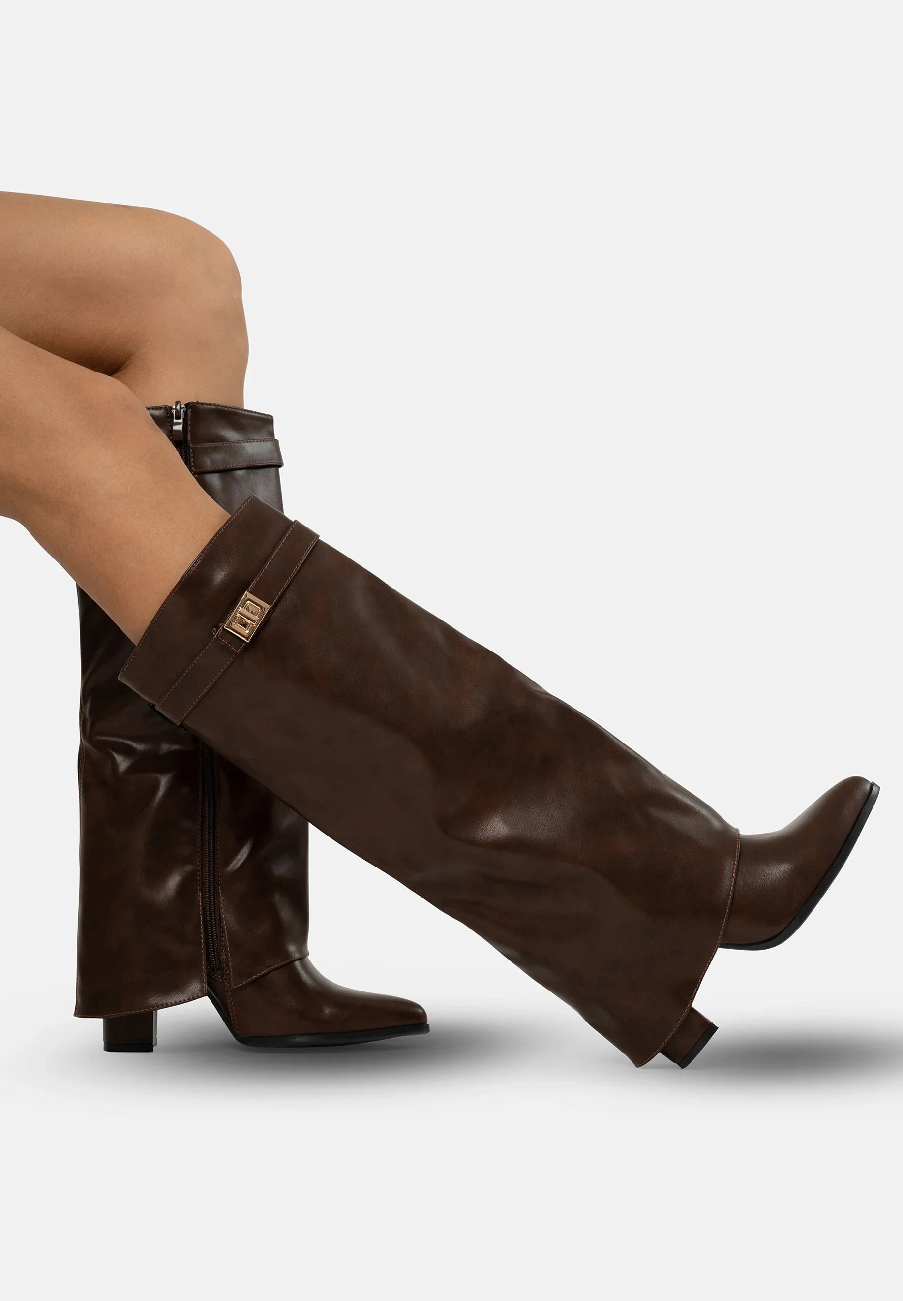 Ariana | Shark boots